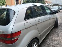 Usata Mercedes B180 Chrome 108 CV (79 kW) 2007 Grigio Monovolume