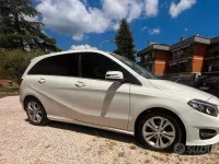 Usata Mercedes B180 Business 109 CV (80 kW) 2015 Bianco Utilitaria