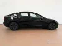 Usata Tesla Model 3 Long Range AWD 152 kW (208 CV) 2021 Nero Berlina