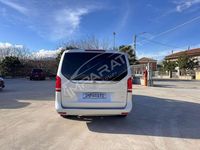 Usata Mercedes V200 136 CV (100 kW) 2018 Grigio Monovolume