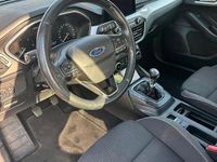 Usata Ford Focus 120 CV (88 kW) 2020 Grigio Berlina