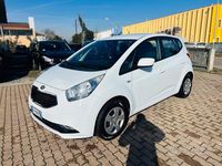 Usata Kia Venga 90 CV (66 kW) 2015 Bianco Utilitaria
