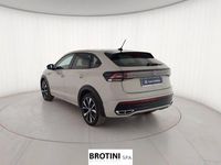 Usata VW Taigo R-line 110 CV (80 kW) 2023 Grigio metallizzato SUV