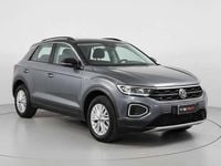 Usata VW T-Roc Life 150 CV (110 kW) 2024 Grigio SUV