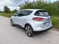 Usata Renault Scénic Zen 110 CV (80 kW) 2017 Grigio Monovolume