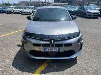 Usata Lancia Ypsilon 110 CV (80 kW) 2024 Grigio Utilitaria
