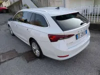 Usata Skoda Octavia Executive 116 CV (85 kW) 2021 Bianco Station wagon