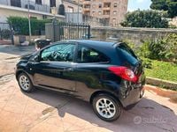 Usata Ford Ka Titanium 69 CV (50 kW) 2015 Nero Berlina