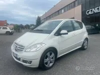 Usata Mercedes A160 Avantgarde 95 CV (69 kW) 2010 Bianco Berlina