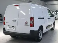 Usata Fiat Doblò 102 CV (75 kW) 2023 Bianco Monovolume