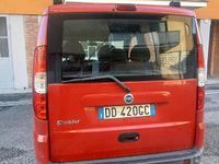 Usata Fiat Doblò 77 CV (56 kW) 2006 Rosso Monovolume