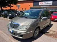 Usata Lancia Phedra 170 CV (125 kW) 2010 Grigio Monovolume