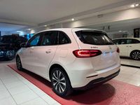 Usata Mercedes B180 116 CV (85 kW) 2020 Bianco Monovolume