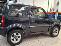 Second-hand Suzuki Jimny 86 CP (63 kW) 2006 Negru SUV