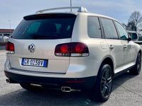 usata VW Touareg 3.0 V6 tdi Exclusive tiptronic dpf