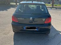 usata Peugeot 307 anno 2006 1.6. 110cv