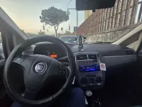 Usata Fiat Grande Punto Active 77 CV (56 kW) 2009 Bianco Utilitaria