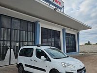 Usata Peugeot Partner Tepee Active 92 CV (67 kW) 2013 Bianco Monovolume