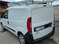 Usata Fiat Doblò Lounge 120 CV (88 kW) 2018 Bianco Monovolume
