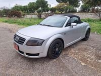 Usata Audi TT Roadster Ambiente 150 CV (110 kW) 2003 Argento Cabrio