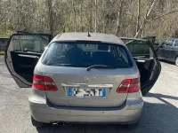 Usata Mercedes B200 140 CV (102 kW) 2008 Grigio Monovolume