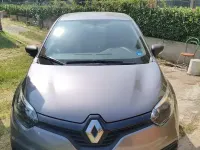 Usata Renault Captur 90 CV (66 kW) 2017 Grigio SUV
