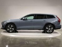 Usata Volvo V60 CC Core 197 CV (144 kW) 2023 Grigio Station wagon
