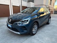 Usata Renault Captur Zen 100 CV (73 kW) 2022 Grigio SUV