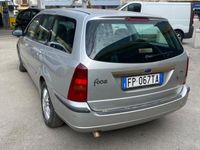 Usata Ford Focus Ghia 116 CV (85 kW) 2001 Grigio Station wagon