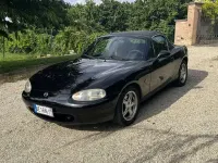 Usata Mazda MX5 110 CV (80 kW) 1999 Nero Cabrio