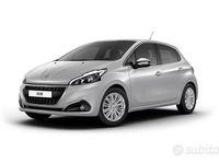 Usata Peugeot 208 Active 82 CV (60 kW) 2019 Bianco Utilitaria