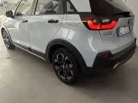 Usata Honda Jazz 107 CV (78 kW) 2025 Argento Utilitaria
