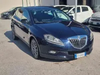 Usata Lancia Delta 120 CV (88 kW) 2009 Blu Utilitaria