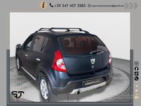 Usata Dacia Sandero Stepway 85 CV (62 kW) 2012 Nero Berlina