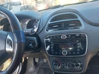 Usata Fiat Punto Lounge 95 CV (69 kW) 2017 Bianco Berlina