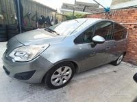 Usata Opel Meriva Cosmo 120 CV (88 kW) 2012 Grigio Monovolume