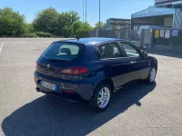 Usata Alfa Romeo 147 Exclusive 120 CV (88 kW) 2009 Bluazzurro Utilitaria