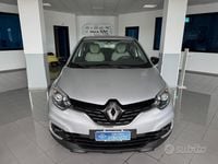 Usata Renault Captur 90 CV (66 kW) 2018 Grigio SUV