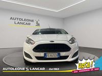 Usata Ford Fiesta 75 CV (55 kW) 2016 Bianco Utilitaria