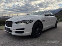 Usata Jaguar XE Prestige 179 CV (131 kW) 2016 Bianco Berlina