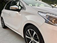 Usata Peugeot 208 2016 Bianco Utilitaria