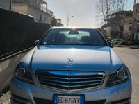 Usata Mercedes C220 170 CV (125 kW) 2011 Grigio Berlina