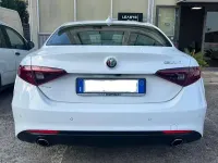 Usata Alfa Romeo Giulia Executive 190 CV (139 kW) 2018 Bianco Berlina
