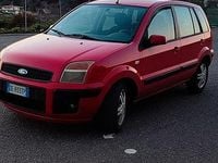 Usata Ford Fusion 68 CV (50 kW) 2007 Rosso Utilitaria