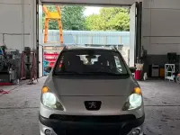 Usata Peugeot 1007 68 CV (50 kW) 2005 Grigio Monovolume