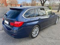 Usata BMW 318 Sport Line 150 CV (110 kW) 2018 Blu Station wagon