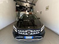 Usata Mercedes GLA200 136 CV (100 kW) 2017 Nero SUV