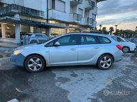 Usata Opel Astra 110 CV (80 kW) 2011 Grigio Station wagon