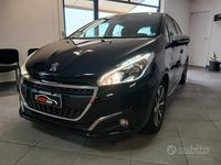 Usata Peugeot 208 75 CV (55 kW) 2017 Nero Utilitaria