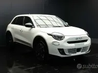 Nuova Fiat 600 La Prima 145 CV (106 kW) 2025 Bianco SUV